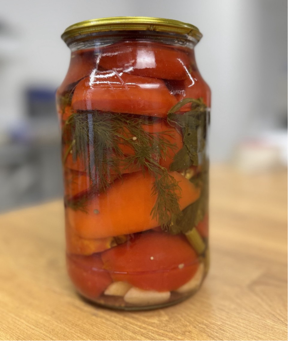 Маринованные помидоры 1л.